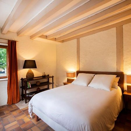 Le Jardin De Josnes Bed and Breakfast Eksteriør billede