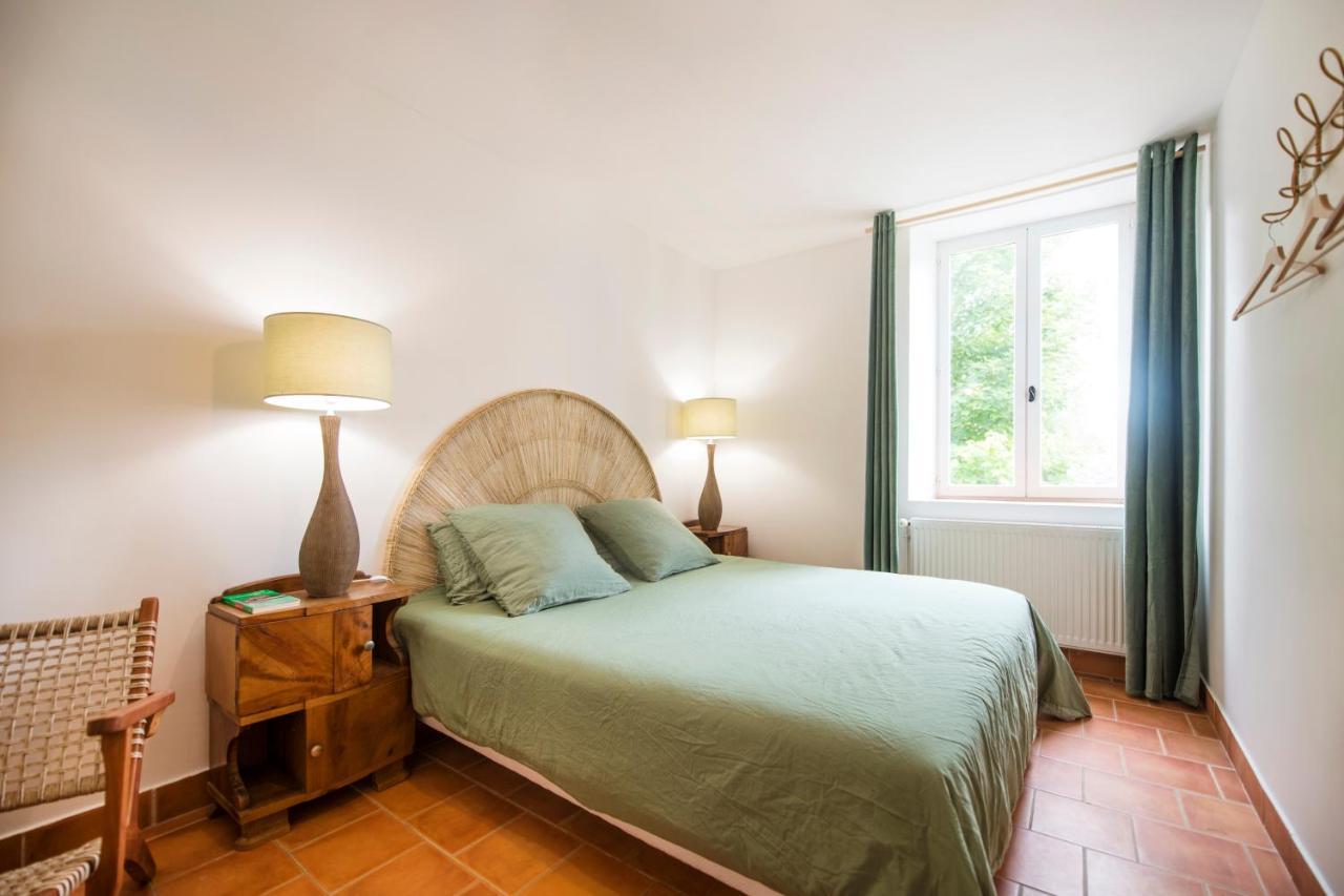 Le Jardin De Josnes Bed and Breakfast Eksteriør billede